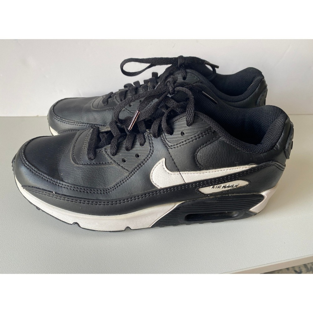 Nike Air Max 90 Leather GS Black White Youth Size 7 CD6864-010